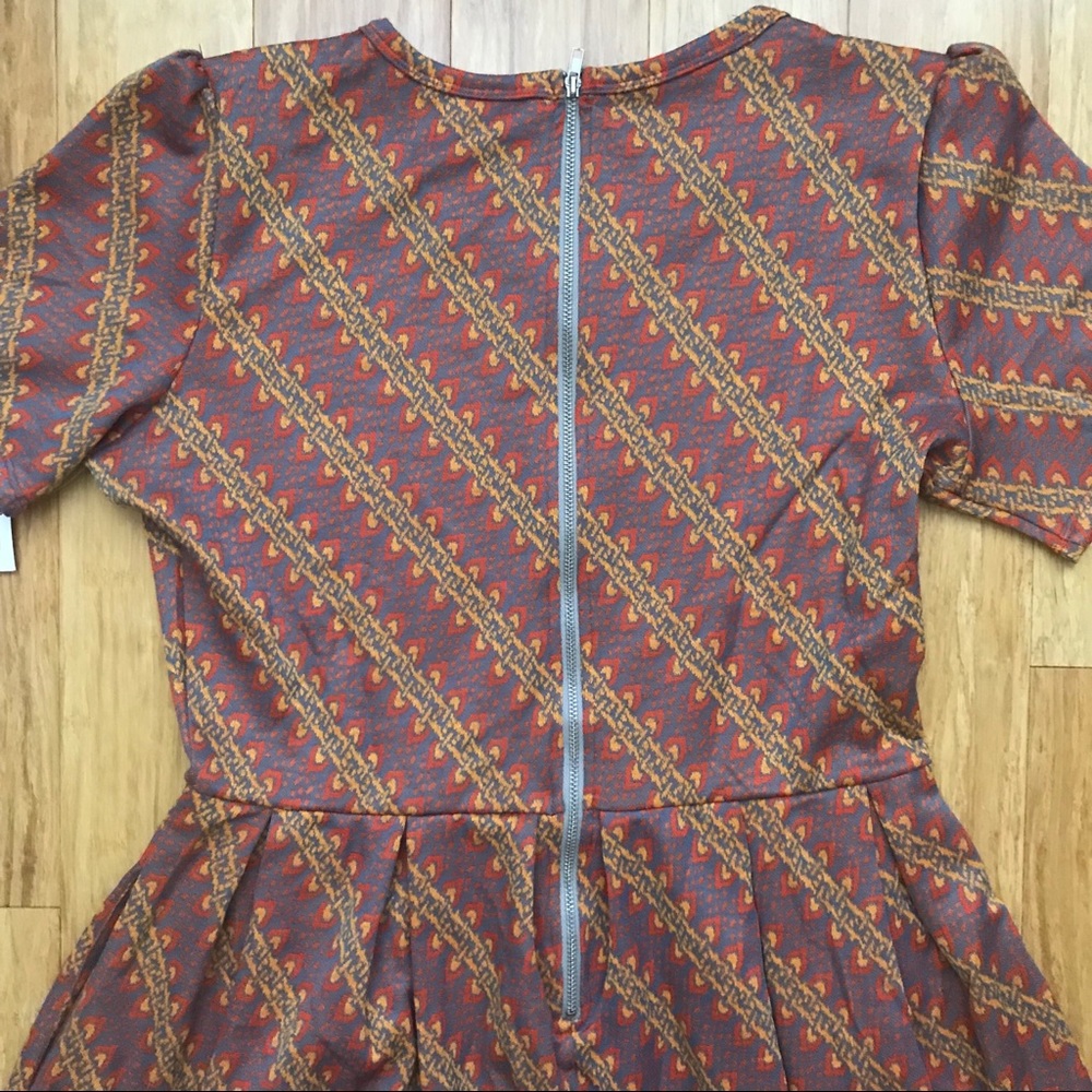 ❌sold❌LuLaRoe Amelia Dress - Picture 6 of 7